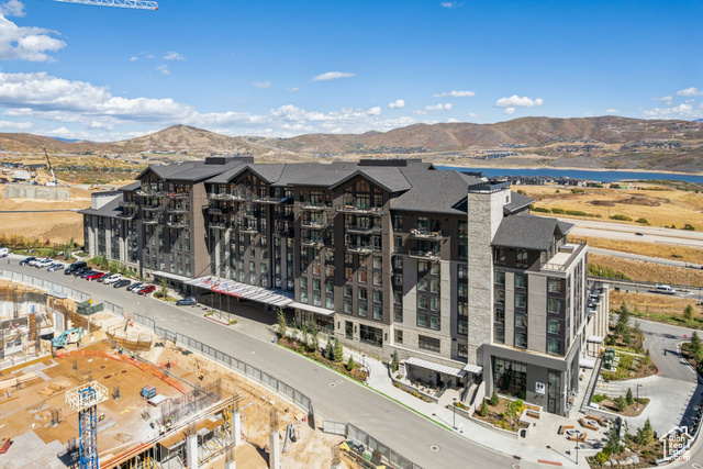 Photo 16 for MLS #2115436 at 1702 W Glencoe Mountain Way #6006