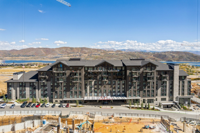 Photo 18 for MLS #2115436 at 1702 W Glencoe Mountain Way #6006