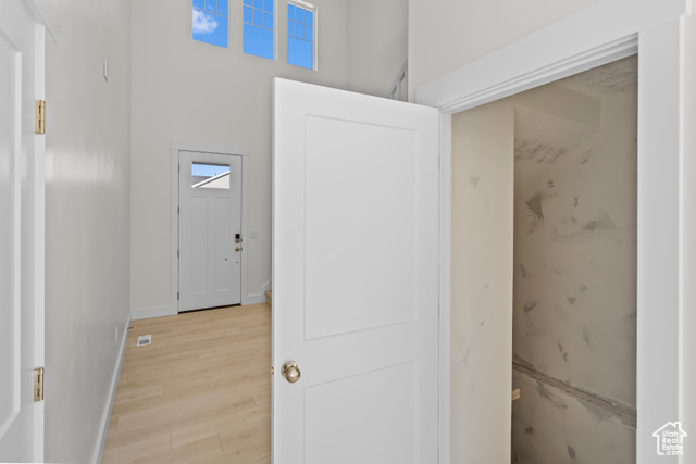 Photo 8 for MLS #2115437 at 572 N 600 West
