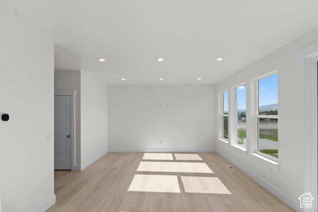 Photo 13 for MLS #2115437 at 572 N 600 West