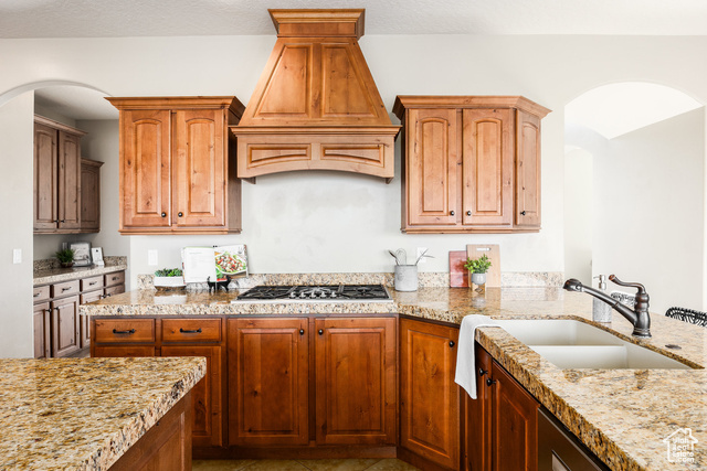 Photo 11 for MLS #2115441 at 2162 S Ruger Dr