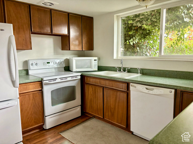 Photo 9 for MLS #2115452 at 832 E Three Fountains Dr #182