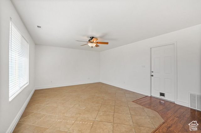 Photo 10 for MLS #2115454 at 2951 W 1060 North