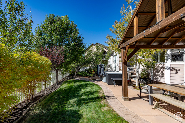 Photo 38 for MLS #2115460 at 480 E Foxstone Cv