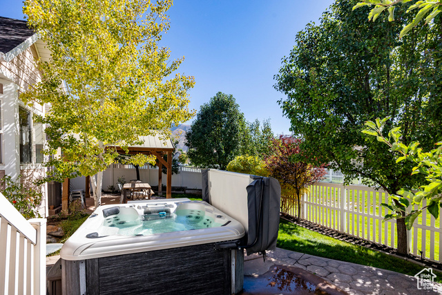 Photo 33 for MLS #2115460 at 480 E Foxstone Cv