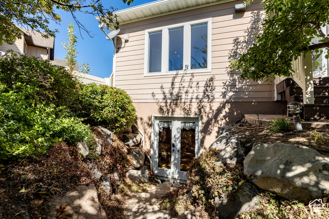 Photo 35 for MLS #2115460 at 480 E Foxstone Cv
