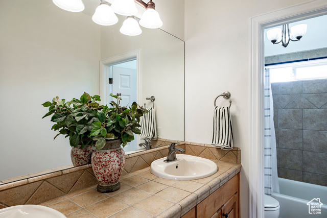 Photo 32 for MLS #2115460 at 480 E Foxstone Cv
