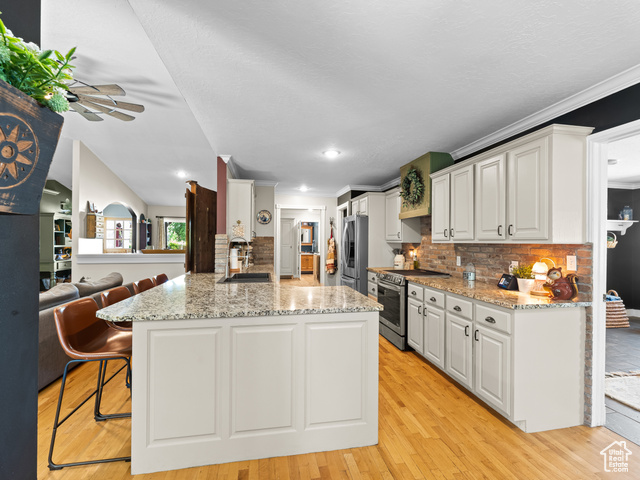 Photo 16 for MLS #2115466 at 490 N 900 East