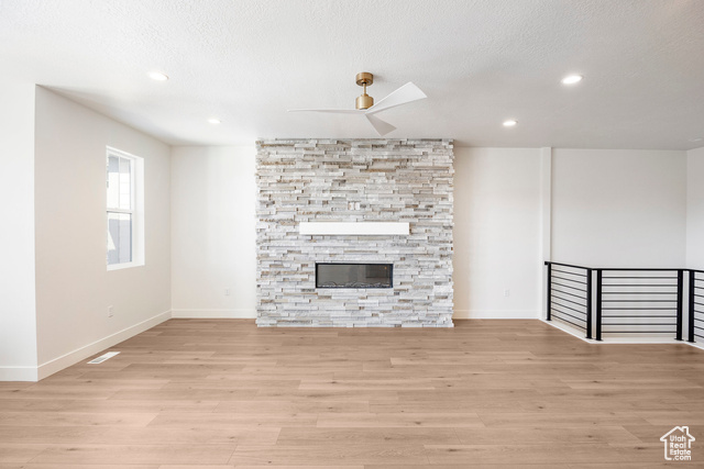 Photo 3 for MLS #2115469 at 6028 N Fairview Rd #223