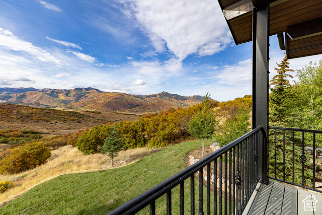 Photo 69 for MLS #2115486 at 1825 W Red Hawk Trl