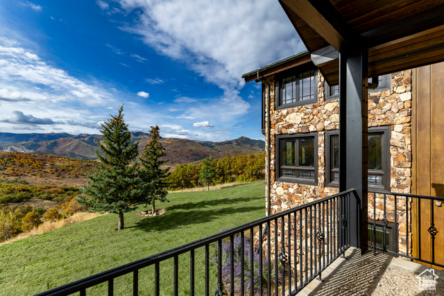 Photo 67 for MLS #2115486 at 1825 W Red Hawk Trl