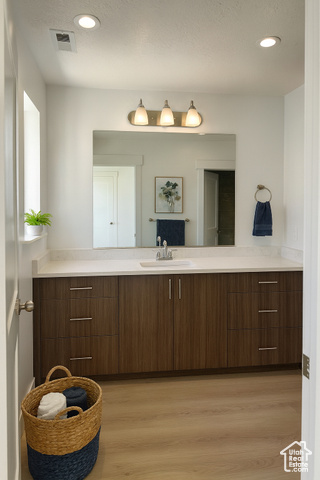 Photo 8 for MLS #2115491 at 715 S 350 East