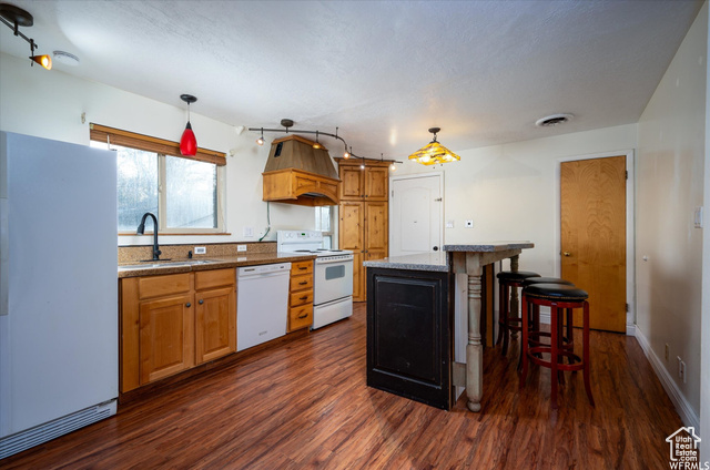 Photo 8 for MLS #2115497 at 4180 Liberty Ave