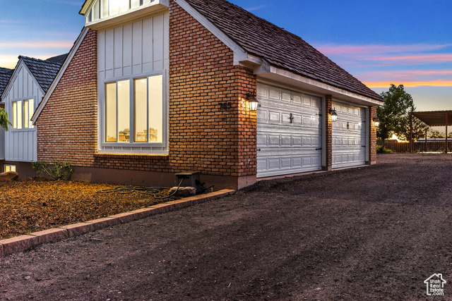 Photo 6 for MLS #2115499 at 765 N Juniper St