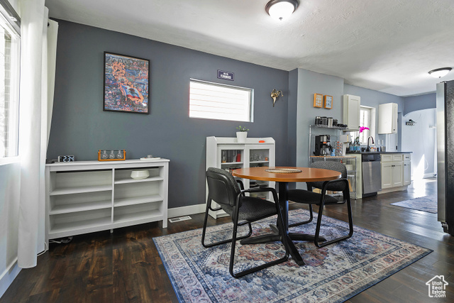 Photo 9 for MLS #2115516 at 144 E Williams Ave