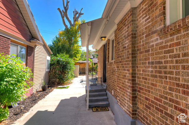 Photo 21 for MLS #2115516 at 144 E Williams Ave
