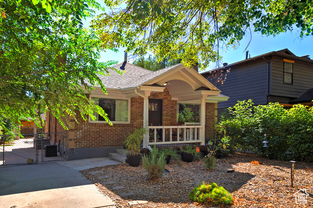 Photo 27 for MLS #2115516 at 144 E Williams Ave