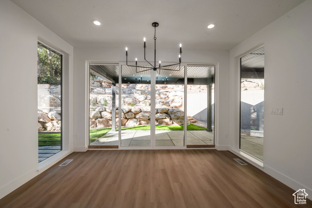 Photo 8 for MLS #2115523 at 5619 S Fox Chase