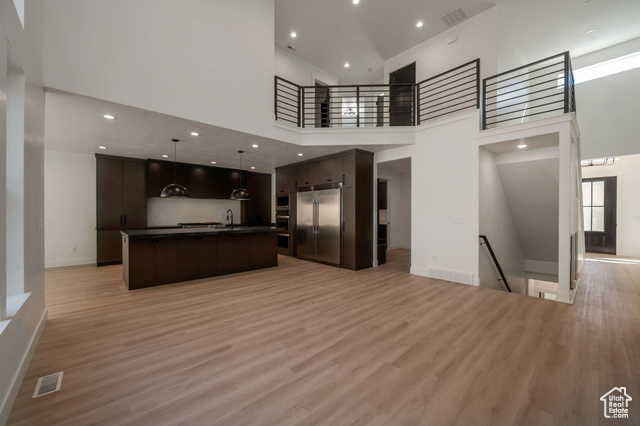Photo 11 for MLS #2115523 at 5619 S Fox Chase