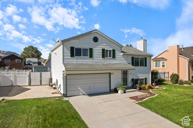 Photo 2 for MLS #2115528 at 2924 S Ropner Cir