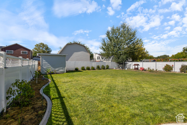 Photo 33 for MLS #2115528 at 2924 S Ropner Cir