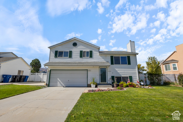Photo 3 for MLS #2115528 at 2924 S Ropner Cir