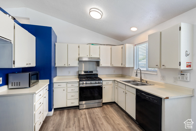 Photo 10 for MLS #2115528 at 2924 S Ropner Cir