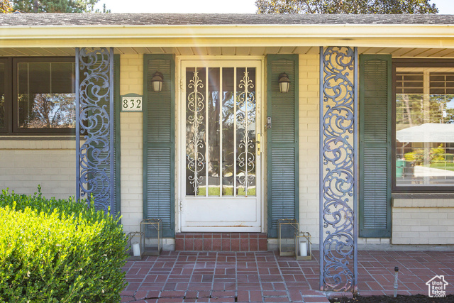 Photo 27 for MLS #2115532 at 832 E Deerfield Rd