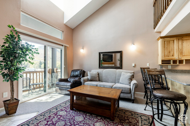 Photo 9 for MLS #2115533 at 1487 Woodside Ave #B301