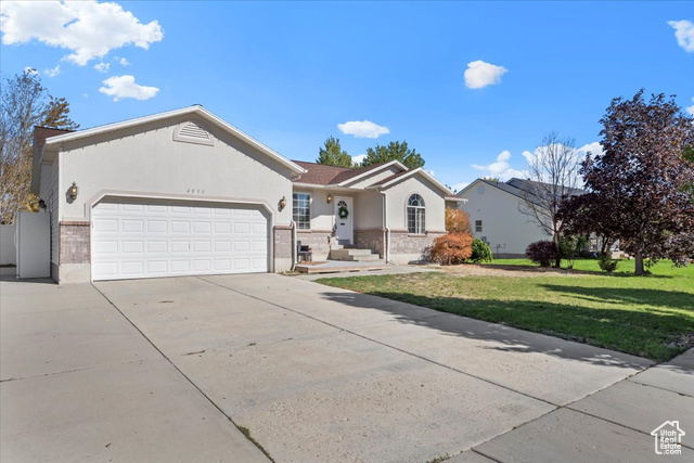 Photo 2 for MLS #2115534 at 4058 W Ascot Downs Dr
