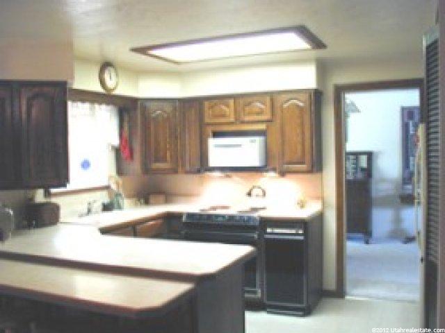 6164 Mount Vernon Dr, Murray, UT 84107 — photo 2