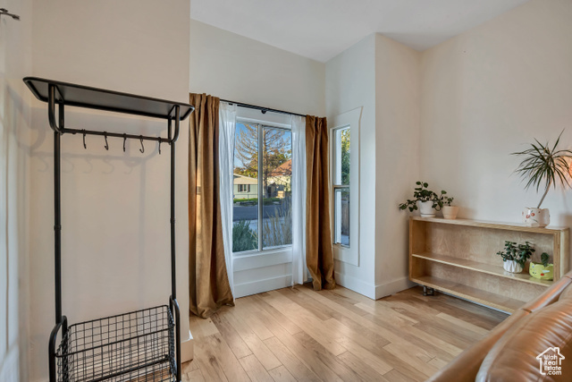 Photo 19 for MLS #2115565 at 414 Downington Ave