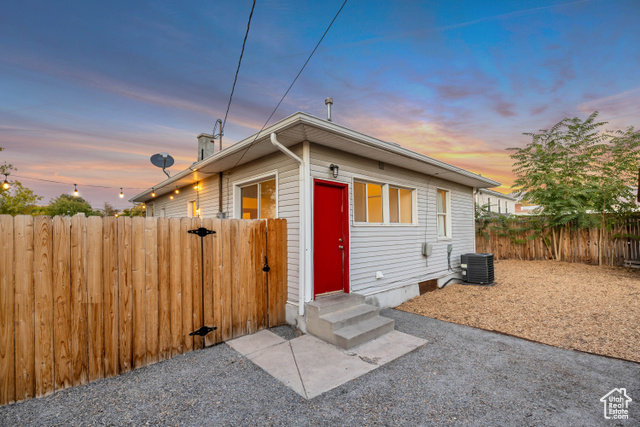 Photo 13 for MLS #2115565 at 414 Downington Ave