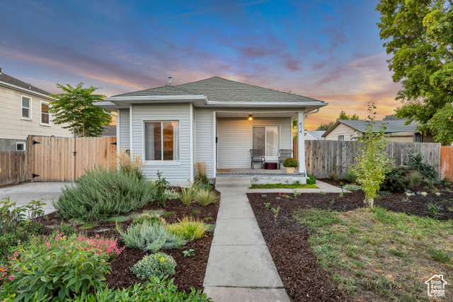 Photo 17 for MLS #2115565 at 414 Downington Ave