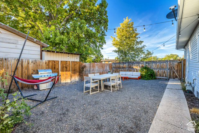 Photo 40 for MLS #2115565 at 414 Downington Ave