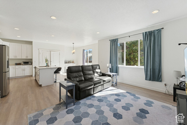 Photo 13 for MLS #2115568 at 1633 W Rockaway Ln