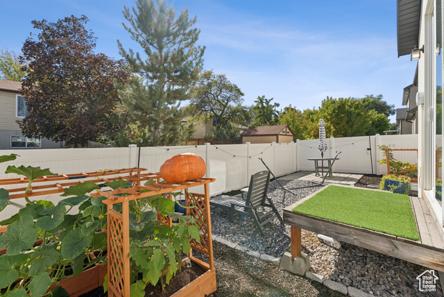 Photo 34 for MLS #2115568 at 1633 W Rockaway Ln