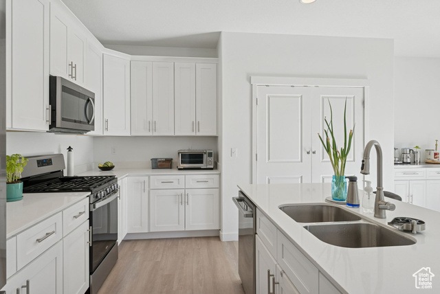 Photo 17 for MLS #2115568 at 1633 W Rockaway Ln