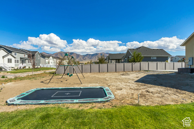 Photo 6 for MLS #2115573 at 50 Pier Pl #201