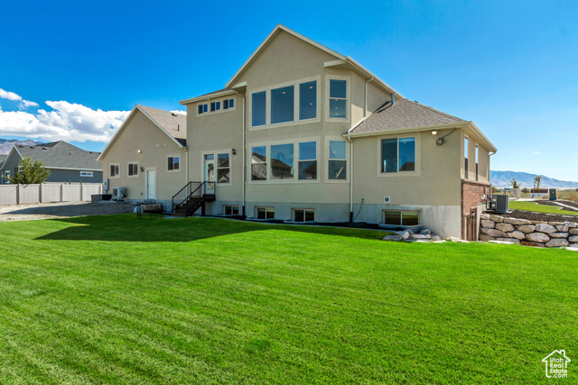 Photo 8 for MLS #2115573 at 50 Pier Pl #201