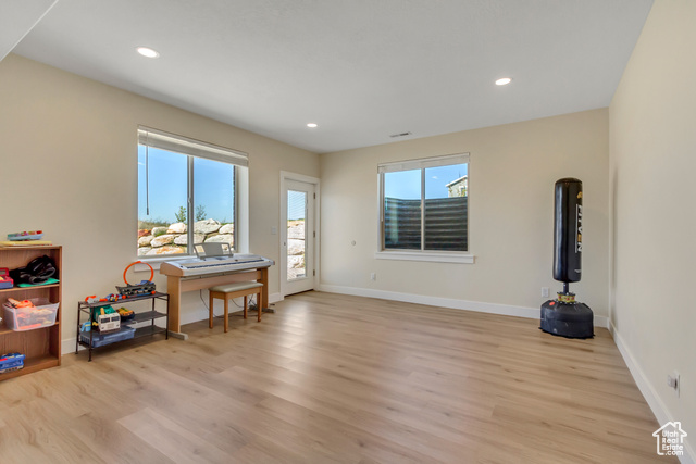 Photo 58 for MLS #2115573 at 50 Pier Pl #201