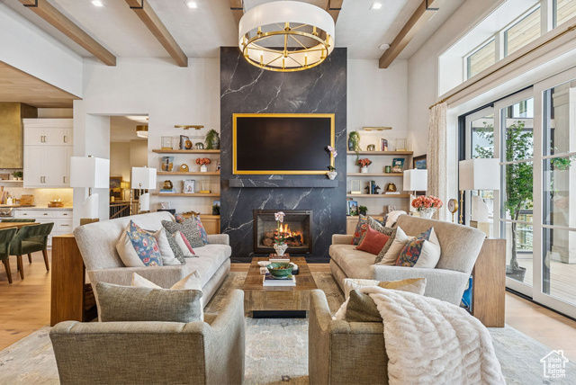 Photo 9 for MLS #2115575 at 9216 N Uinta Cir #42