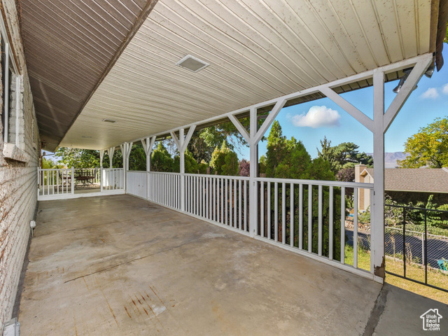 Photo 31 for MLS #2115579 at 572 S 880 West