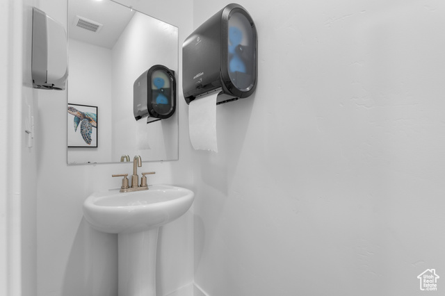 Photo 12 for MLS #2115585 at 4207 W 1575 South #308