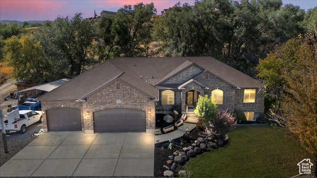 1586 W ROCK HOLLOW DR, Bluffdale UT 84065