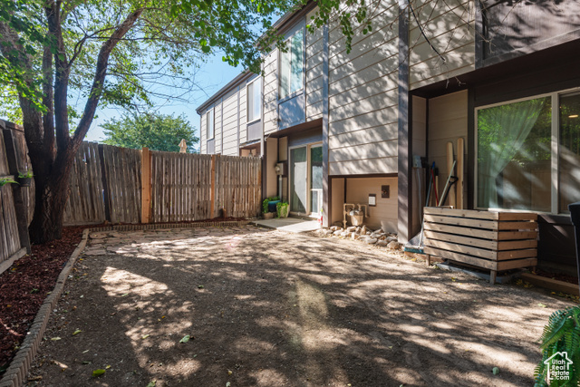 Photo 20 for MLS #2115607 at 4107 S Greyhackle Ln