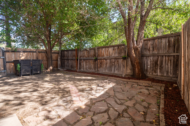 Photo 18 for MLS #2115607 at 4107 S Greyhackle Ln