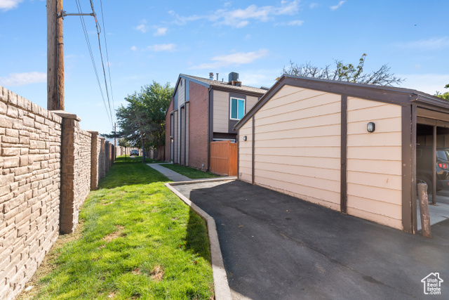 Photo 22 for MLS #2115607 at 4107 S Greyhackle Ln