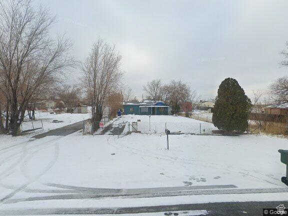MLS #2115612 - 925 W Ellis St