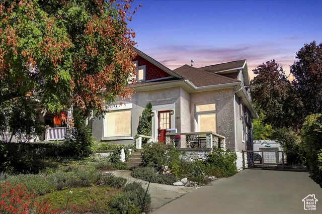 Photo 2 for MLS #2115647 at 372 N I St
